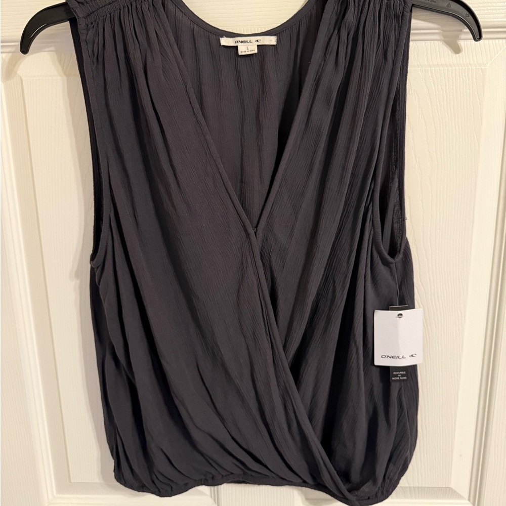 O'Neill Women's Gray Sleeveless Wrap v-neck Top L
